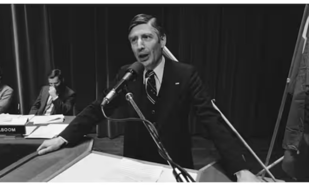 Former Dutch PM Dries Van Agt And His Wife Opt For Duo-Euthanasia, Die ‘Hand-In-Hand’ At 93